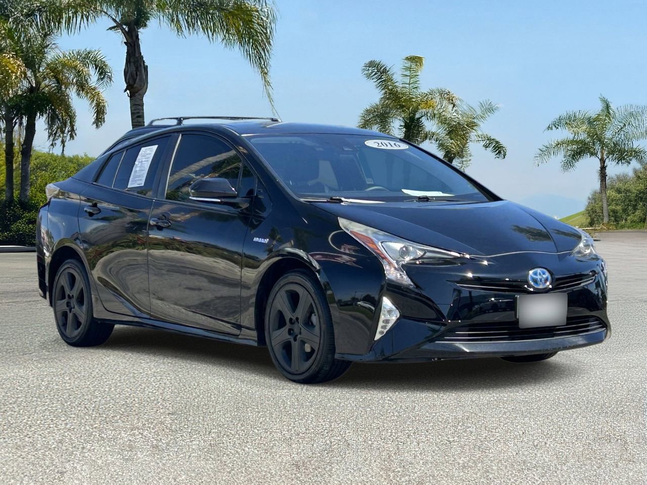 Used 2016 Toyota Prius Three Touring w/ Preferred Accessory Package FWD image 6