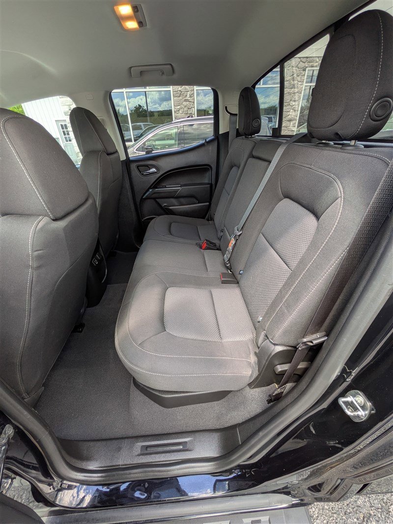 Used 2022 Chevrolet Colorado LT w/ LT Convenience Package image 18