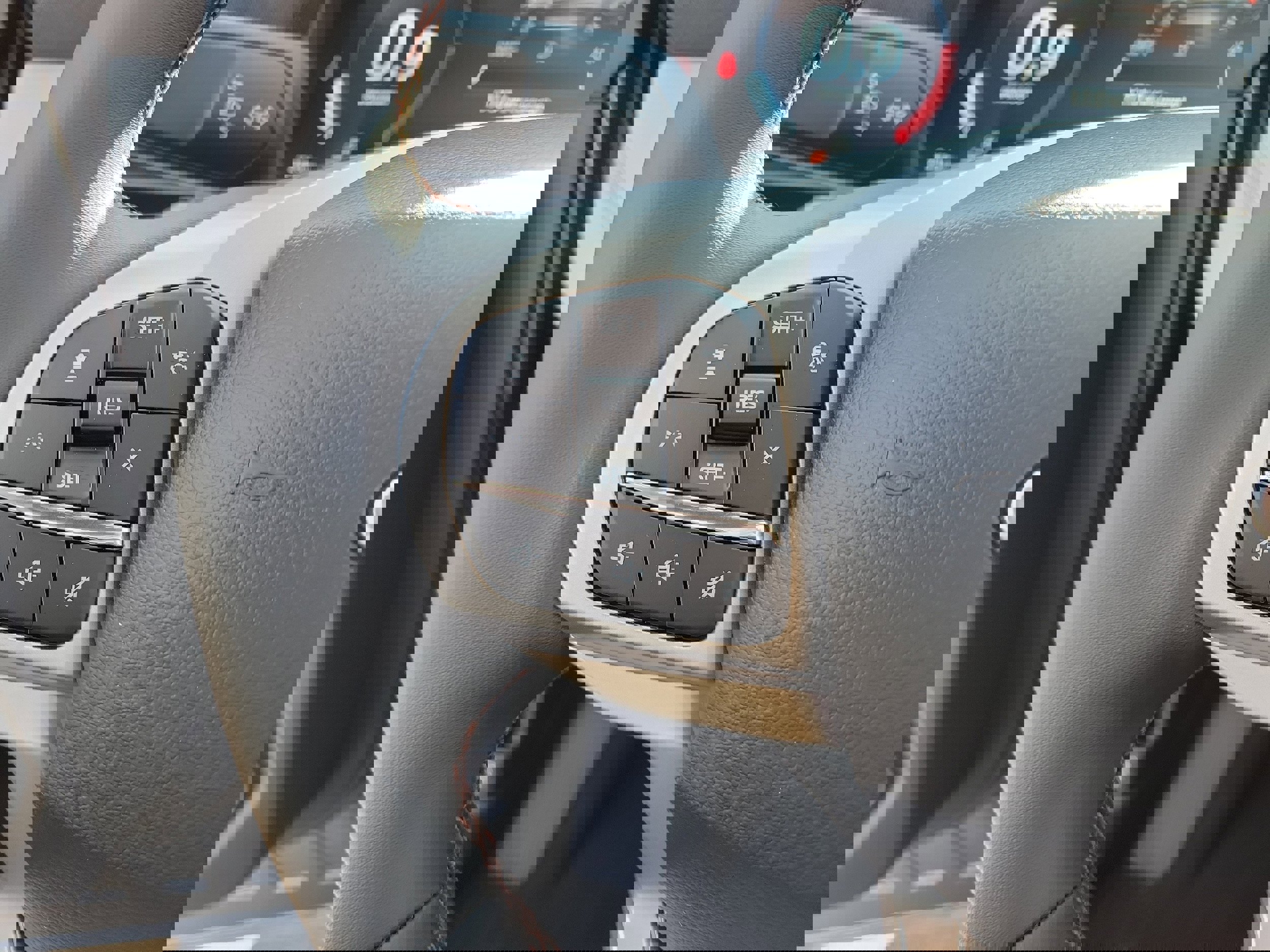 New 2026 Ford Explorer Active image 27