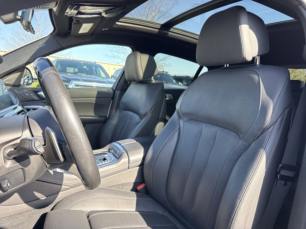 Used 2020 BMW X6 xDrive40i w/ M Sport Package image 12