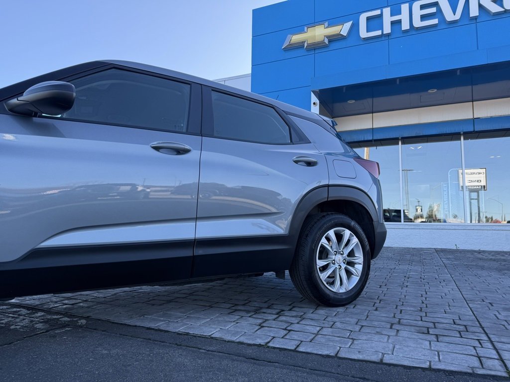 Used 2023 Chevrolet TrailBlazer LS image 7