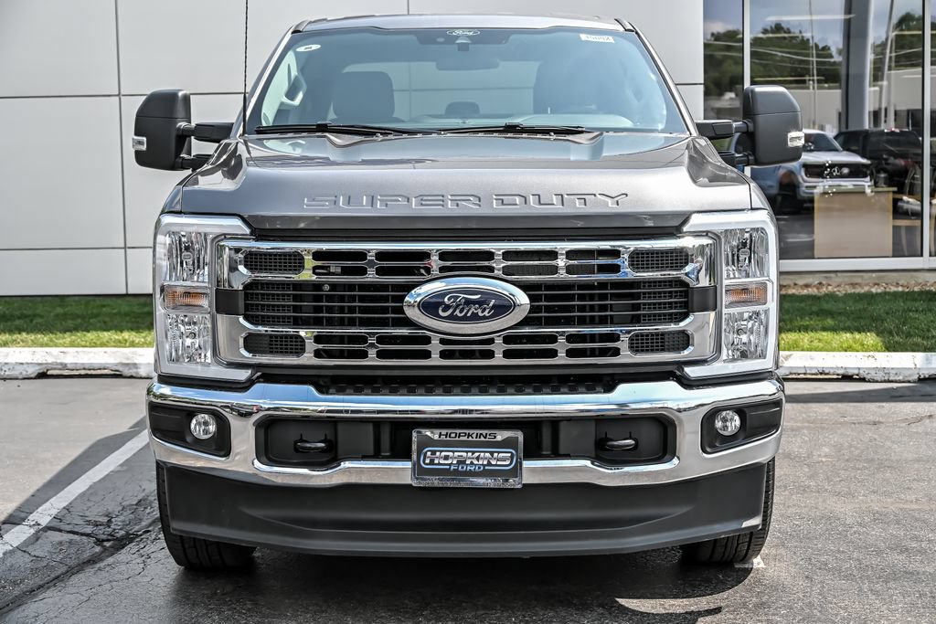 Certified 2025 Ford F250 XLT AWD/4WD image 4