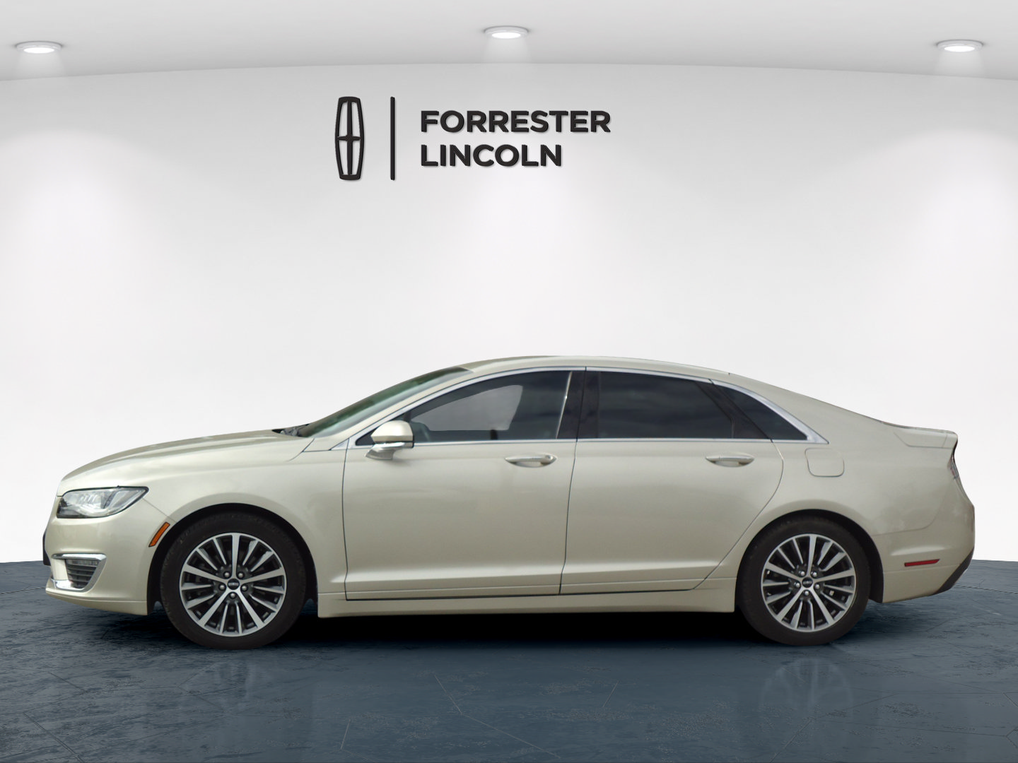 Used 2017 Lincoln MKZ Select FWD image 6