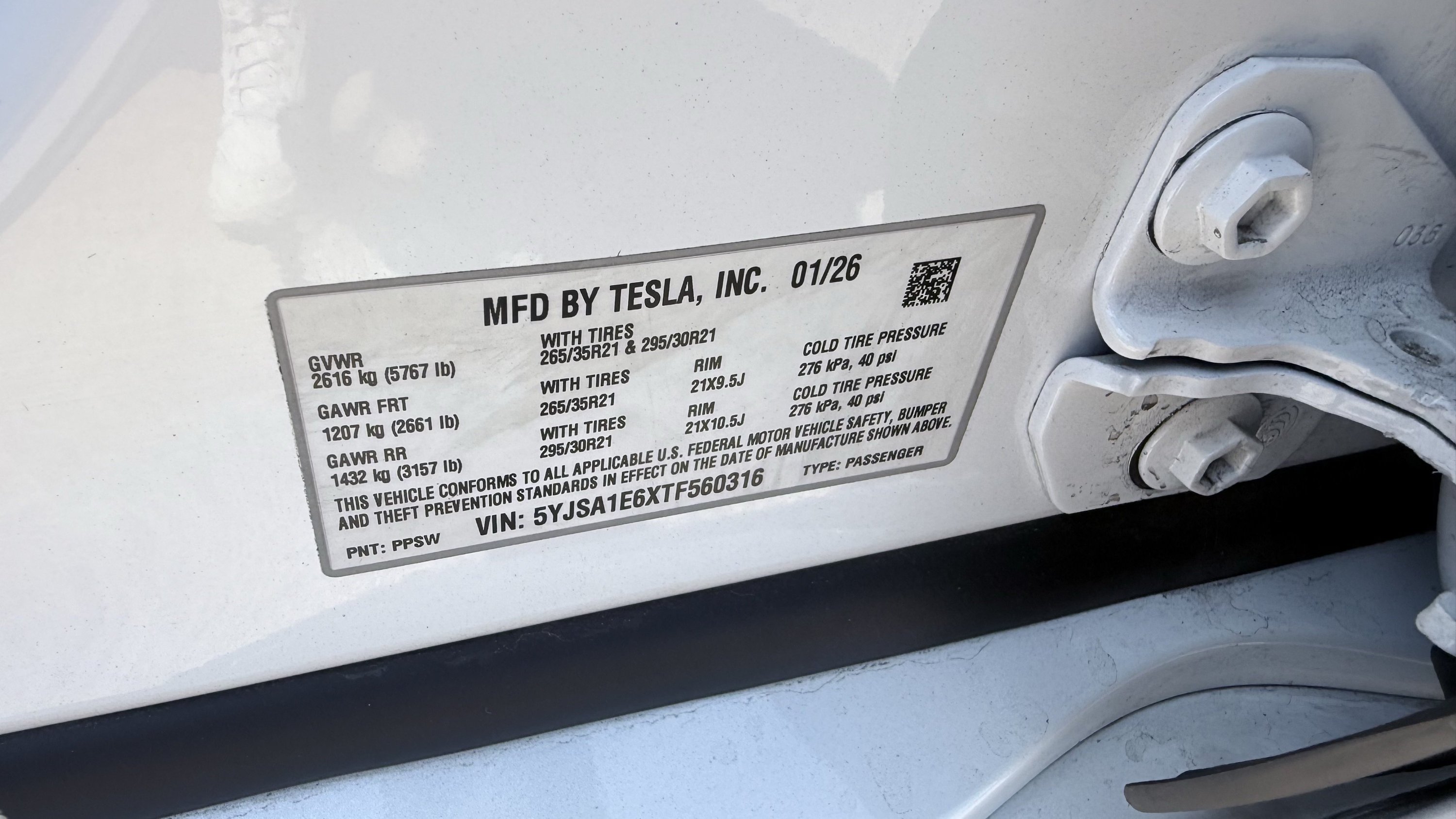 Used 2026 Tesla Model S Plaid AWD/4WD image 30