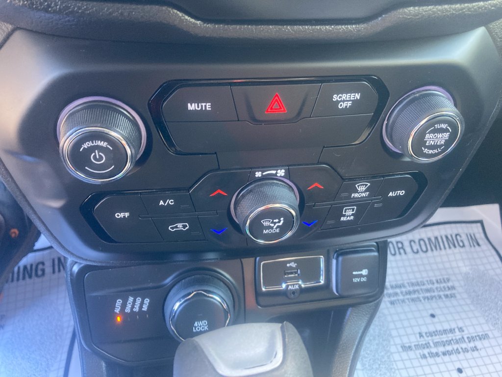 Used 2020 Jeep Renegade Sport AWD/4WD image 27