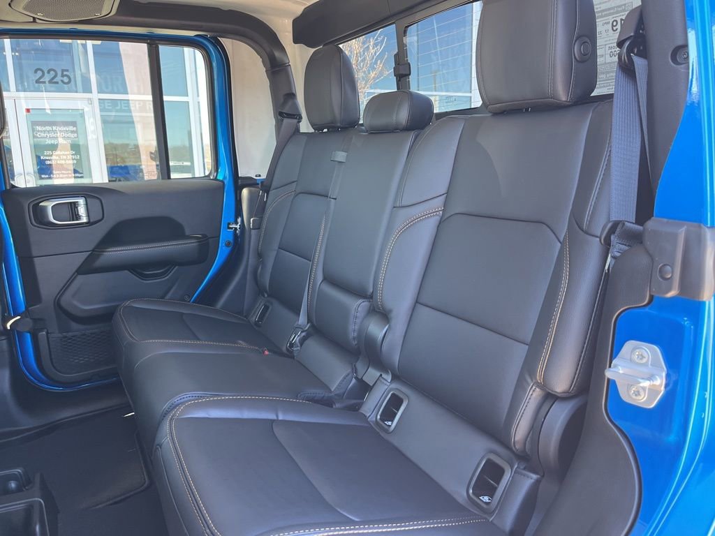 New 2026 Jeep Gladiator Sport image 14