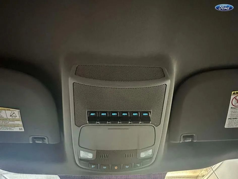 Used 2018 Ford F550 2WD Regular Cab Super Duty w/ Power Equipment Group image 14