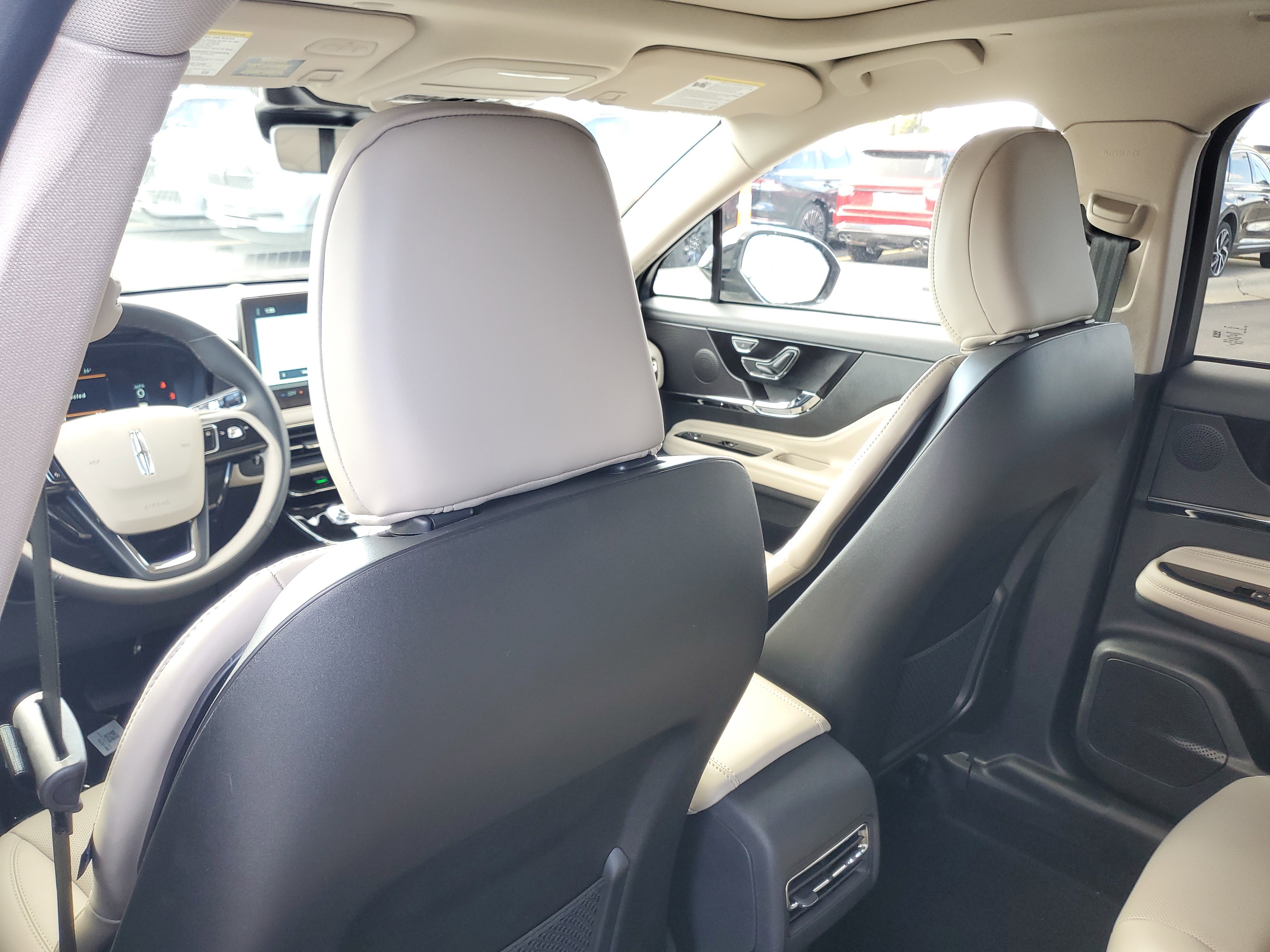 New 2026 Lincoln Corsair Premiere image 26