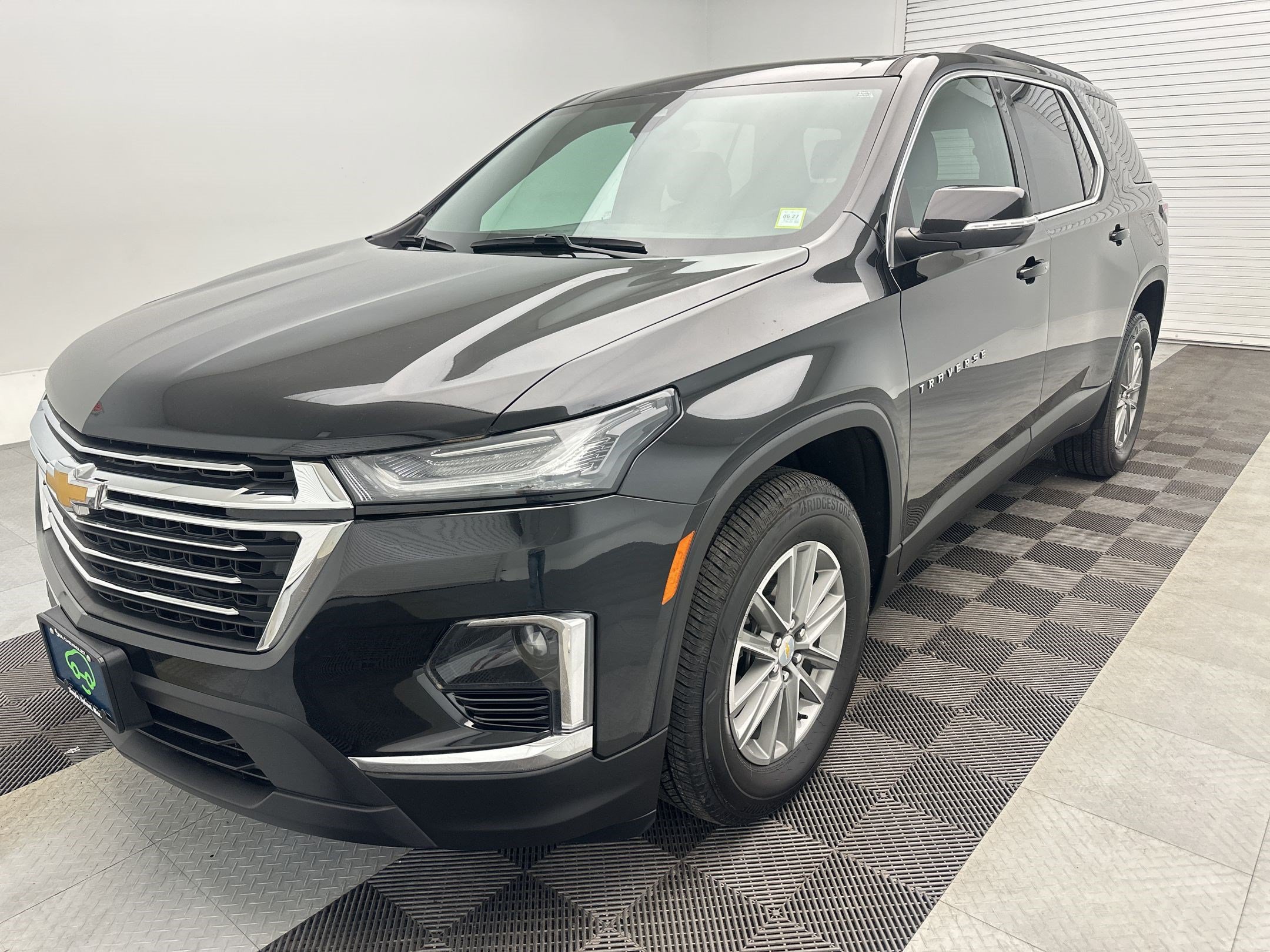 Certified 2023 Chevrolet Traverse LT w/ LPO, Floor Liner Package AWD/4WD image 20