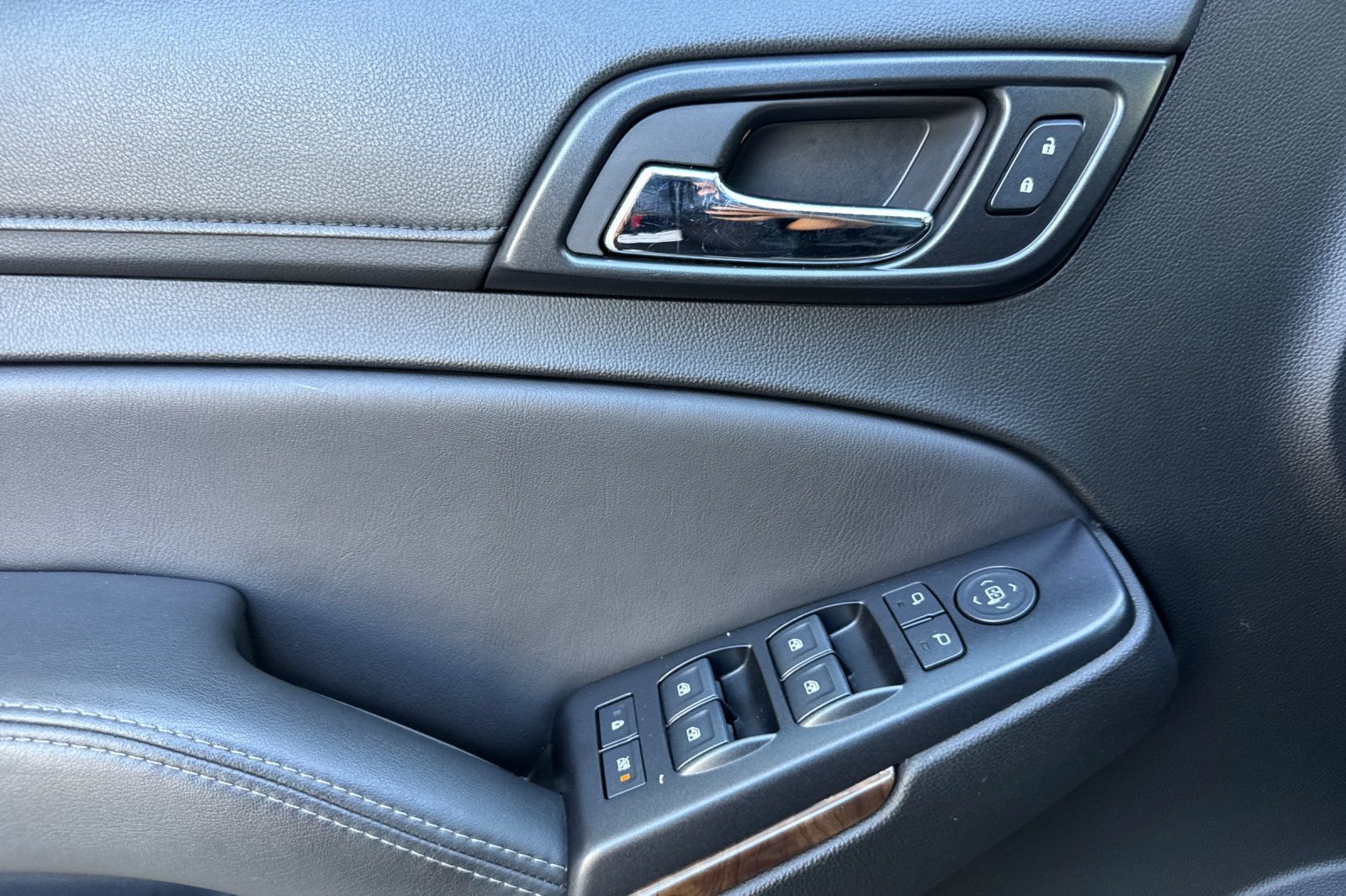 Used 2019 Chevrolet Tahoe LT AWD/4WD image 10