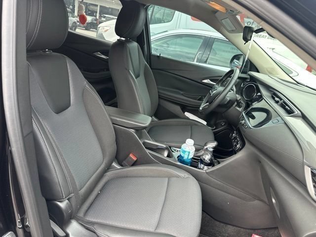 Certified 2022 Buick Encore GX Select w/ Advanced Technology Package FWD image 23