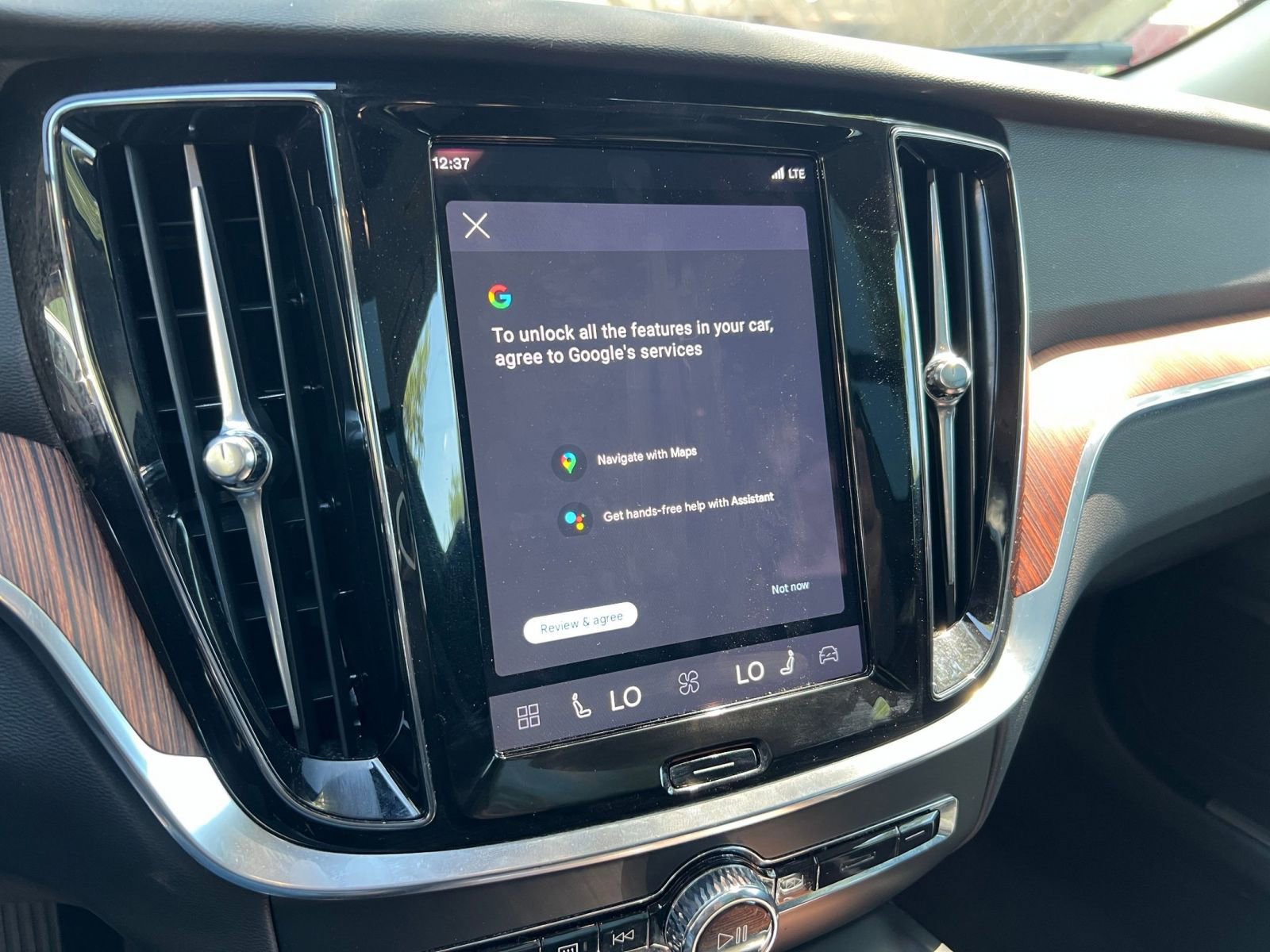 Used 2025 Volvo V60 B5 Cross Country Plus image 20