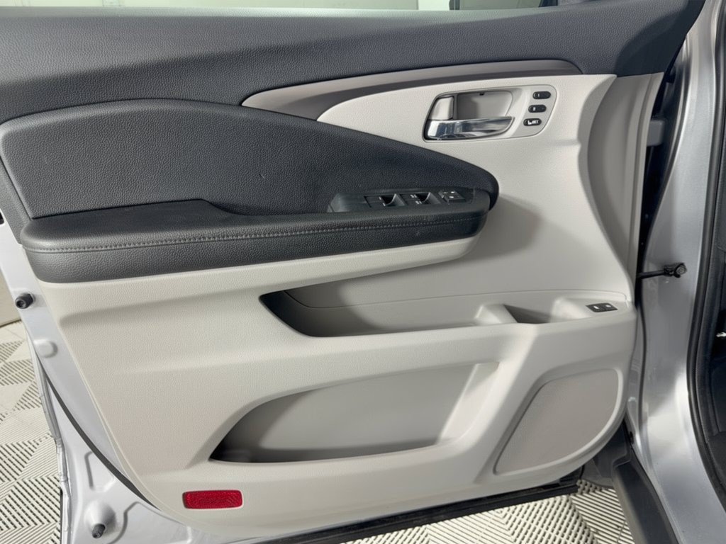 Certified 2022 Honda Pilot Special Edition image 14