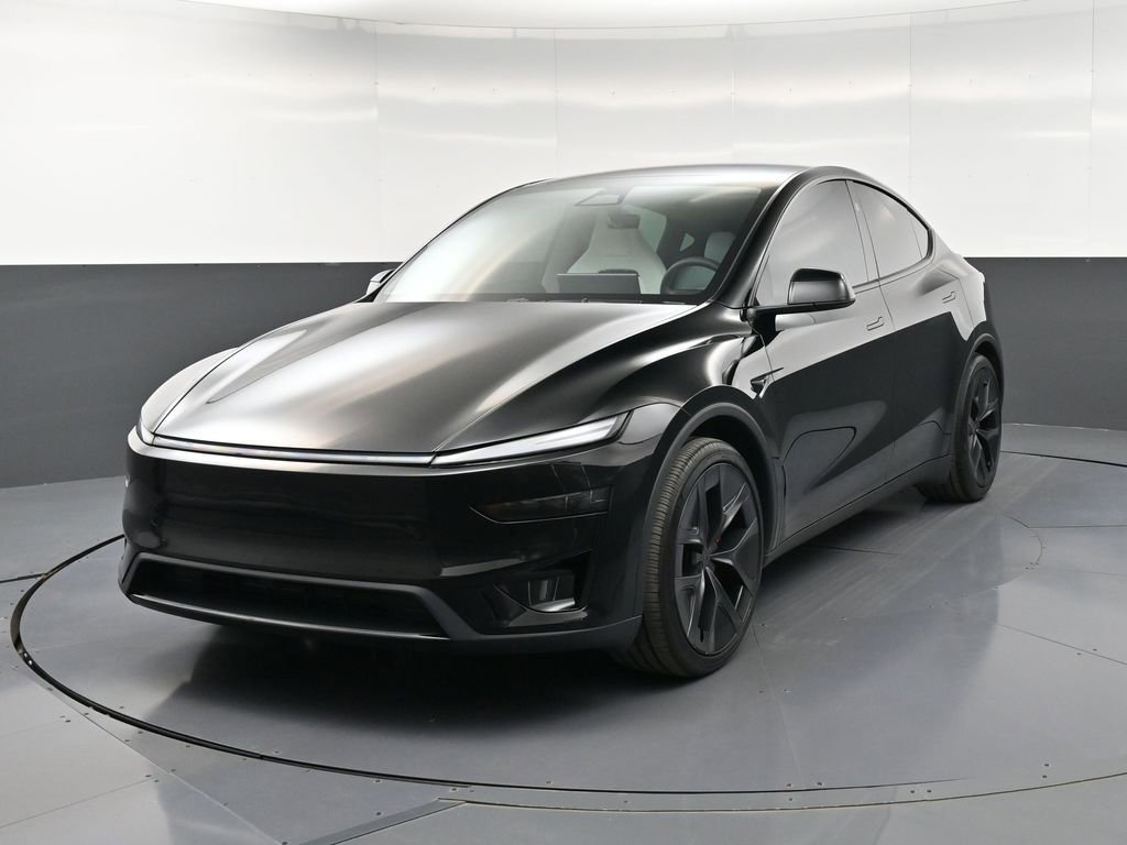 Used 2026 Tesla Model Y Performance AWD/4WD image 1