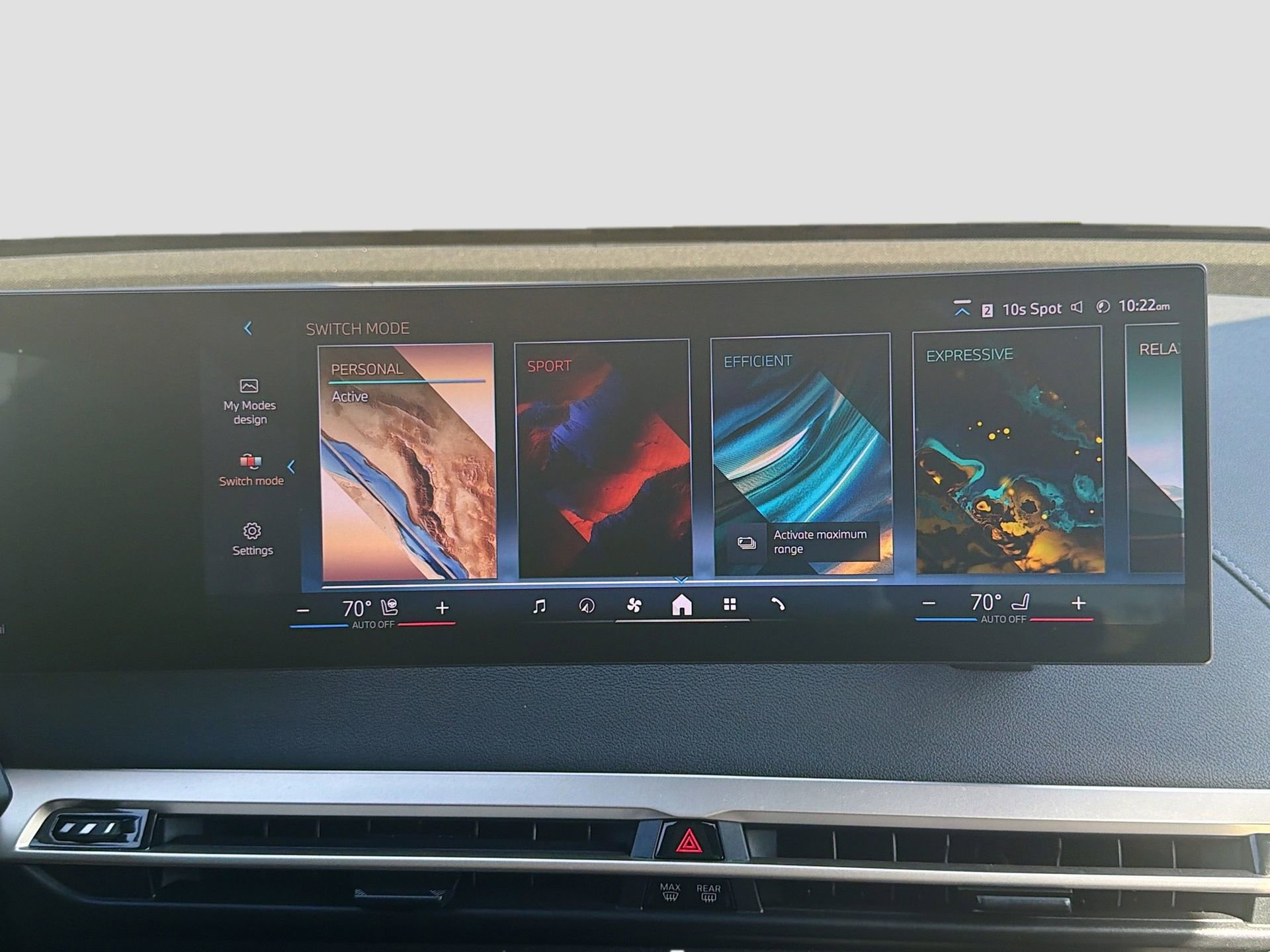 Certified 2025 BMW iX xDrive50 w/ Premium Package image 32