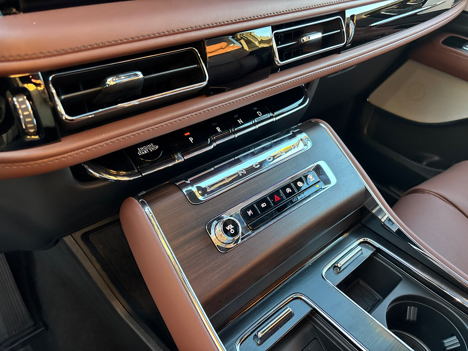 New 2027 Lincoln Aviator Reserve AWD/4WD image 20