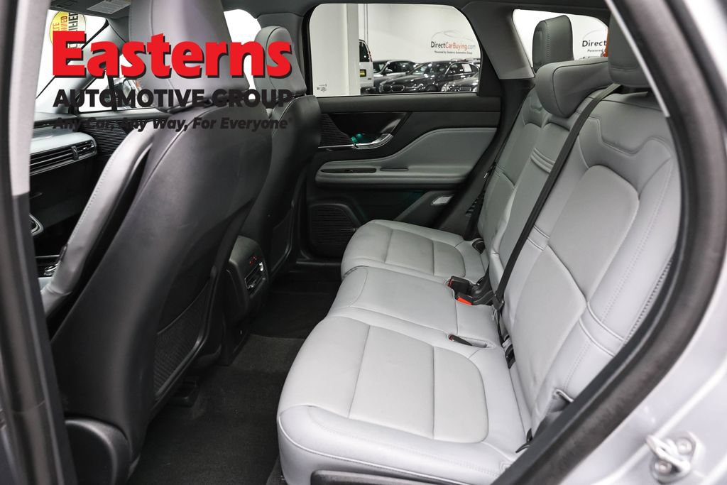 Used 2022 Lincoln Corsair AWD w/ Premium Package image 22