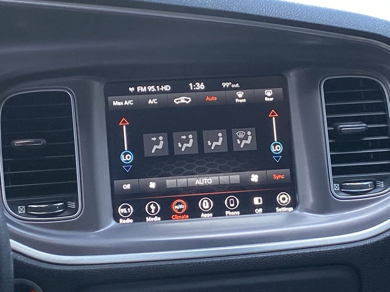 Used 2019 Dodge Charger R/T RWD image 19