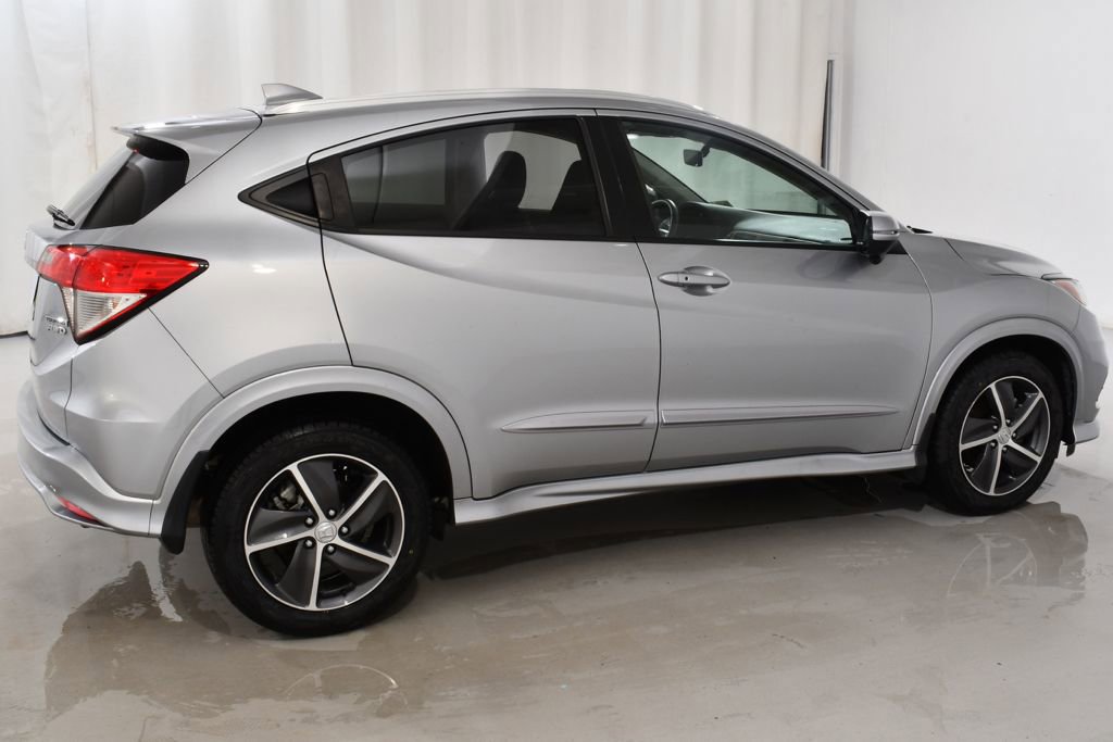 Used 2019 Honda HR-V Touring image 11