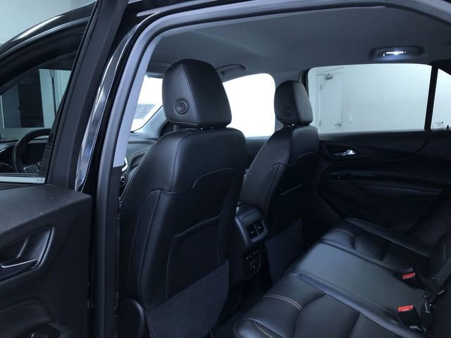 Used 2023 Chevrolet Equinox Premier AWD/4WD image 19