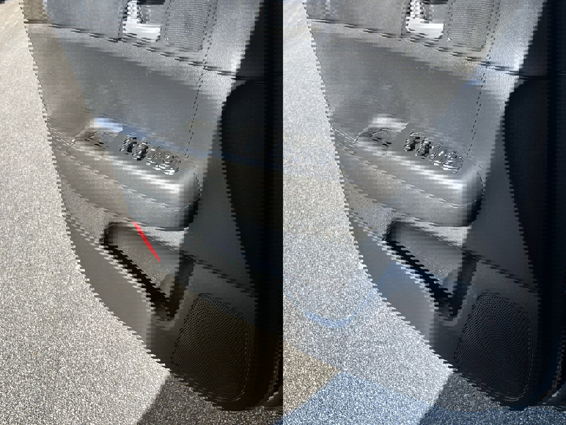 Used 2022 Kia Sportage LX image 11