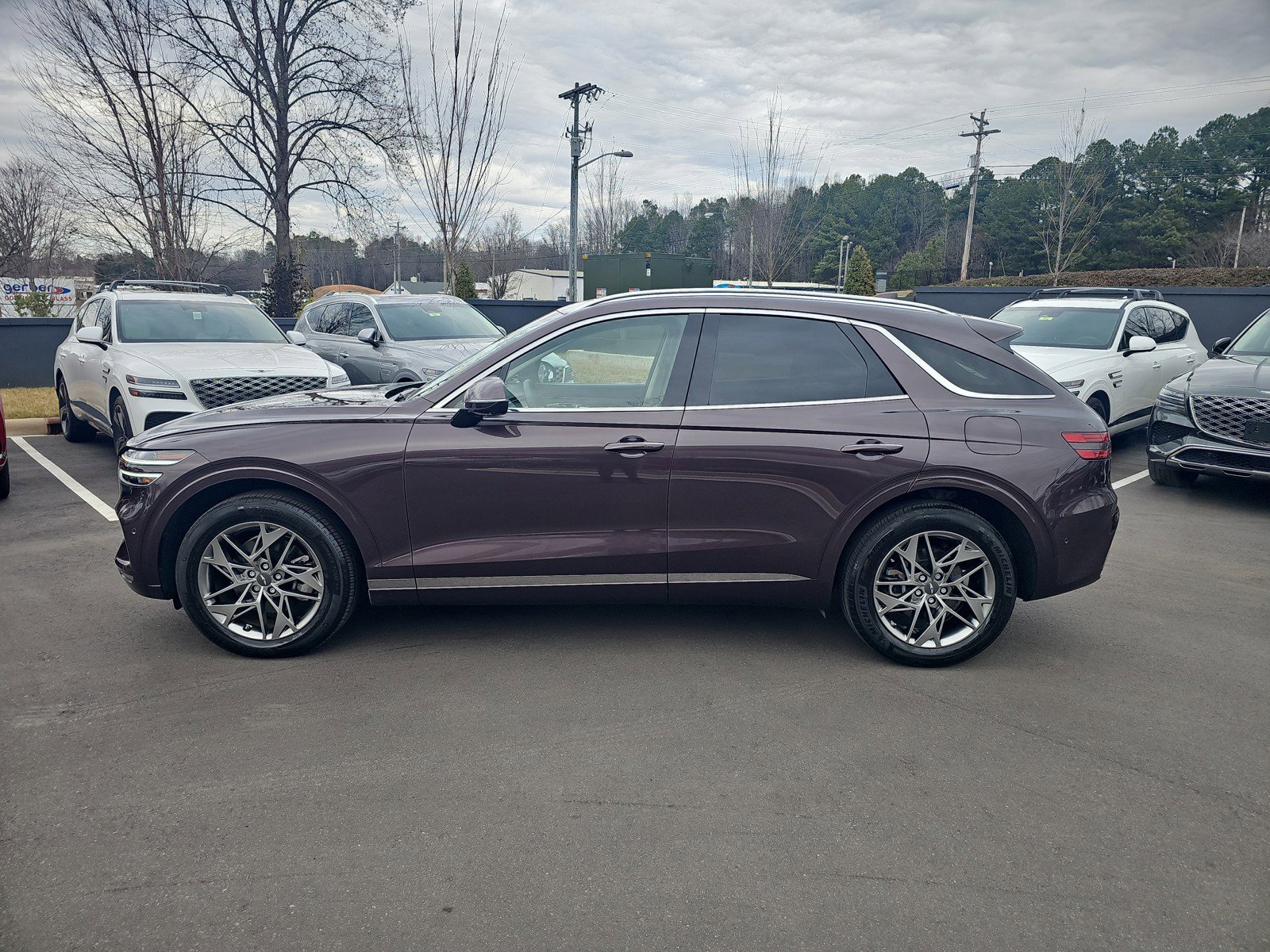 Used 2022 Genesis GV70 2.5T w/ Advanced Package image 6