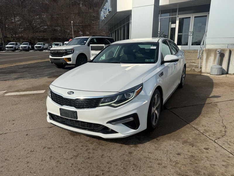 Used 2019 Kia Optima S image 3