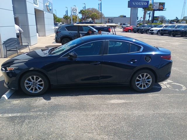 Used 2021 MAZDA MAZDA3 s image 4