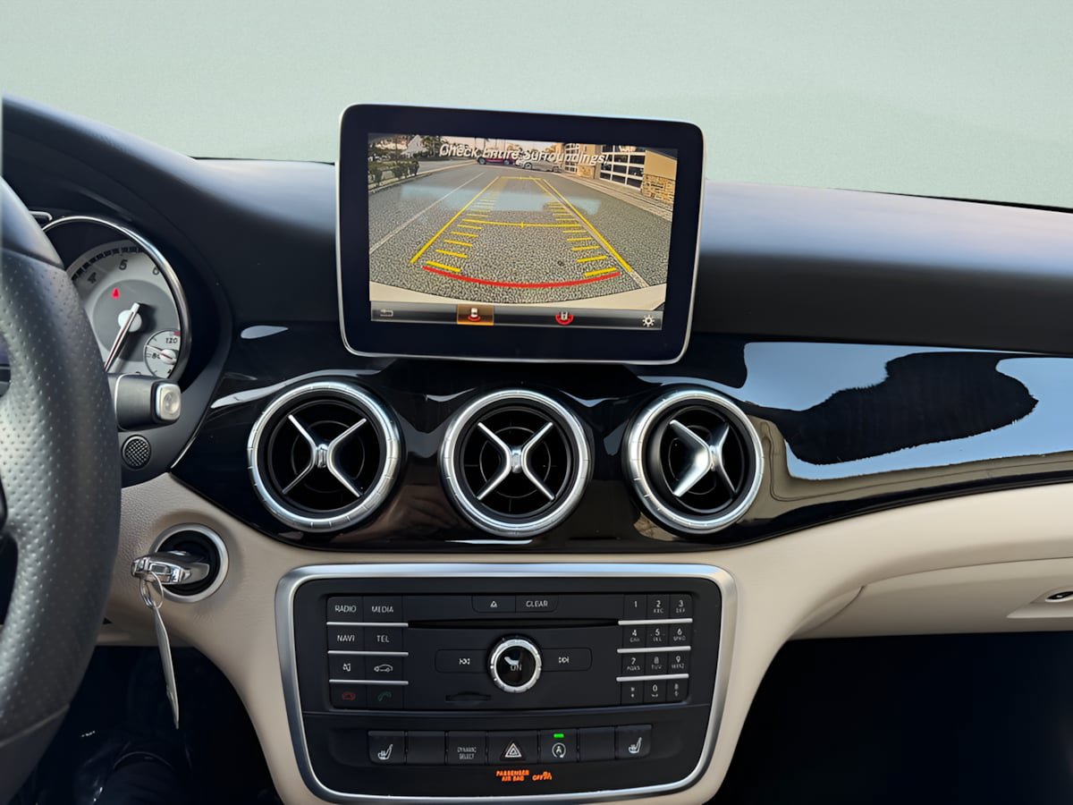 Used 2016 Mercedes-Benz CLA 250 4MATIC image 14