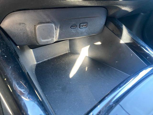 Used 2025 Chevrolet Trax LT w/ LT Convenience Package FWD image 22