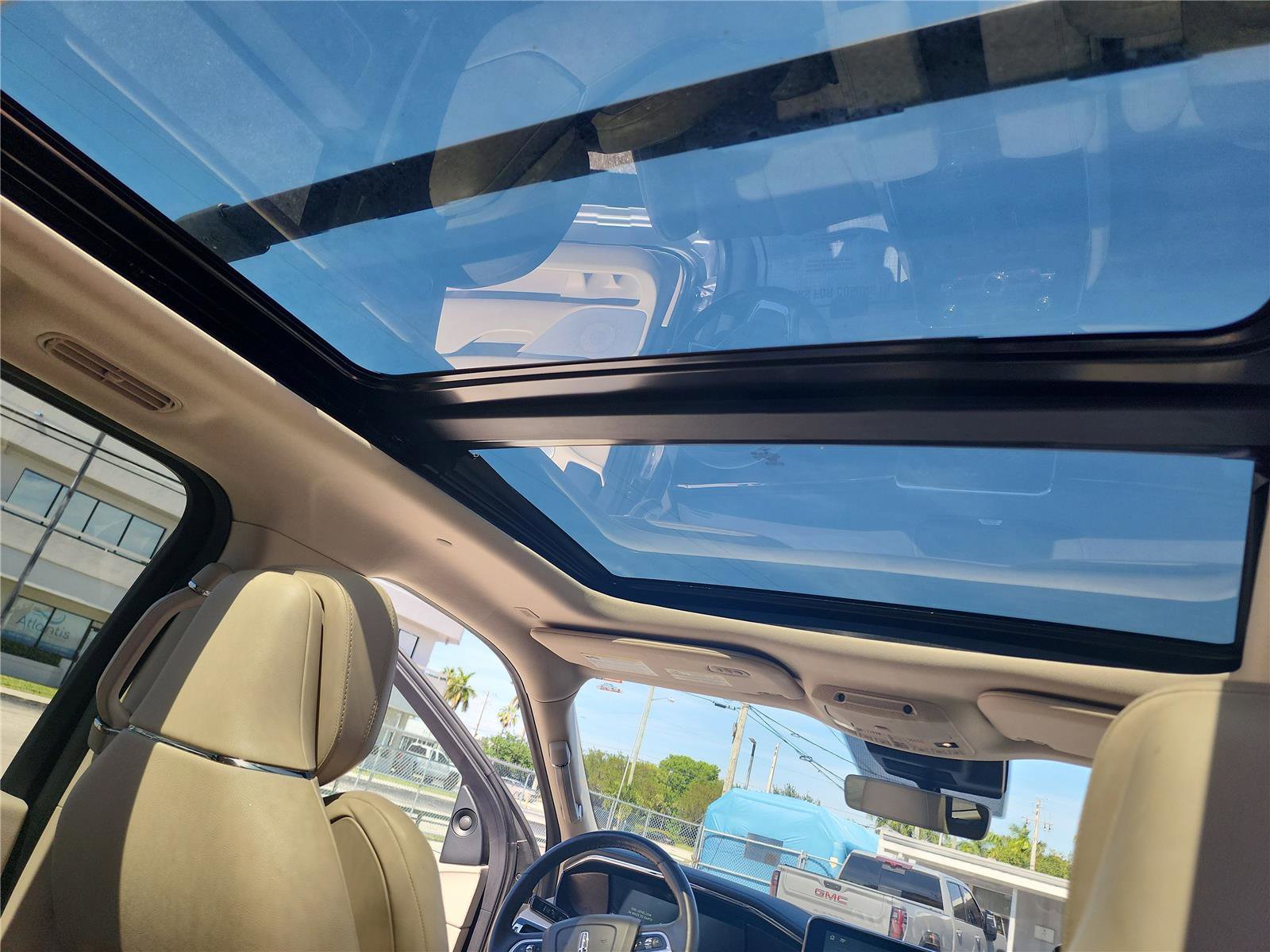 Certified 2020 Lincoln Navigator Reserve w/ Luxury Package RWD image 29