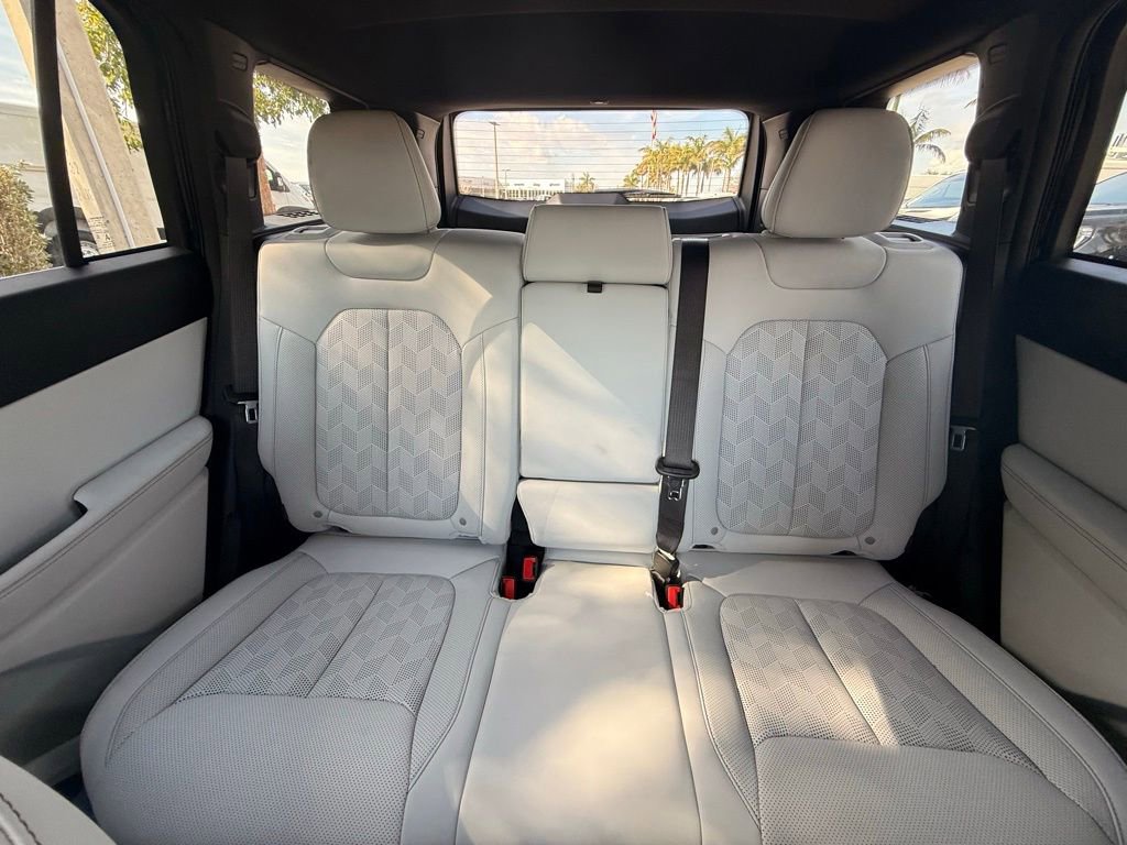 New 2026 Jeep Cherokee Overland image 26