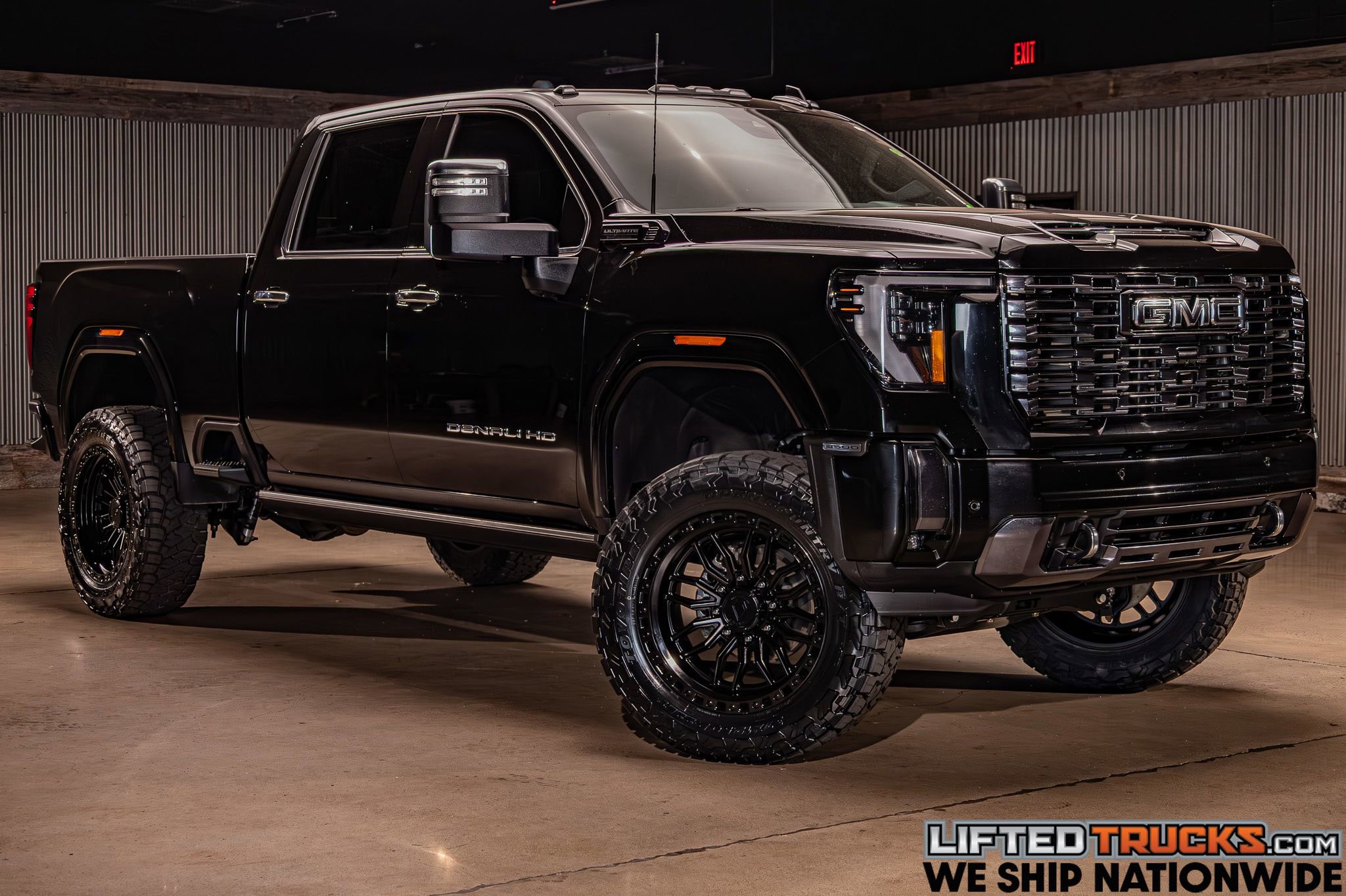 Used 2025 GMC Sierra 3500 Denali Ultimate image 1