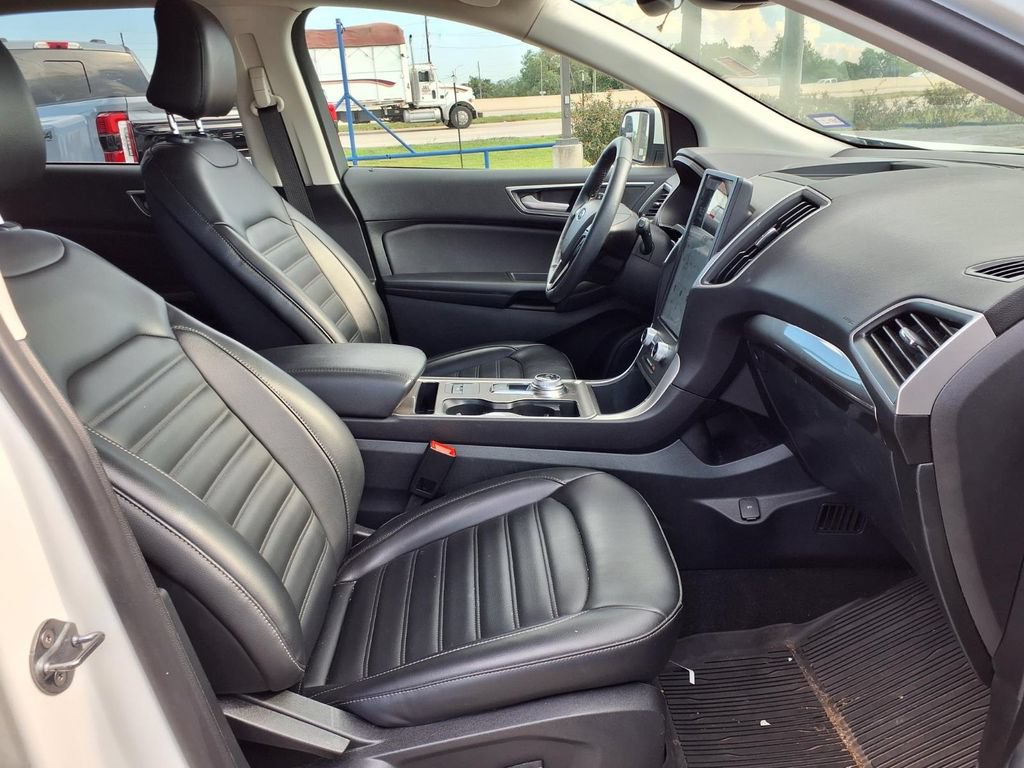 Certified 2024 Ford Edge SEL w/ Convenience Package AWD/4WD image 28