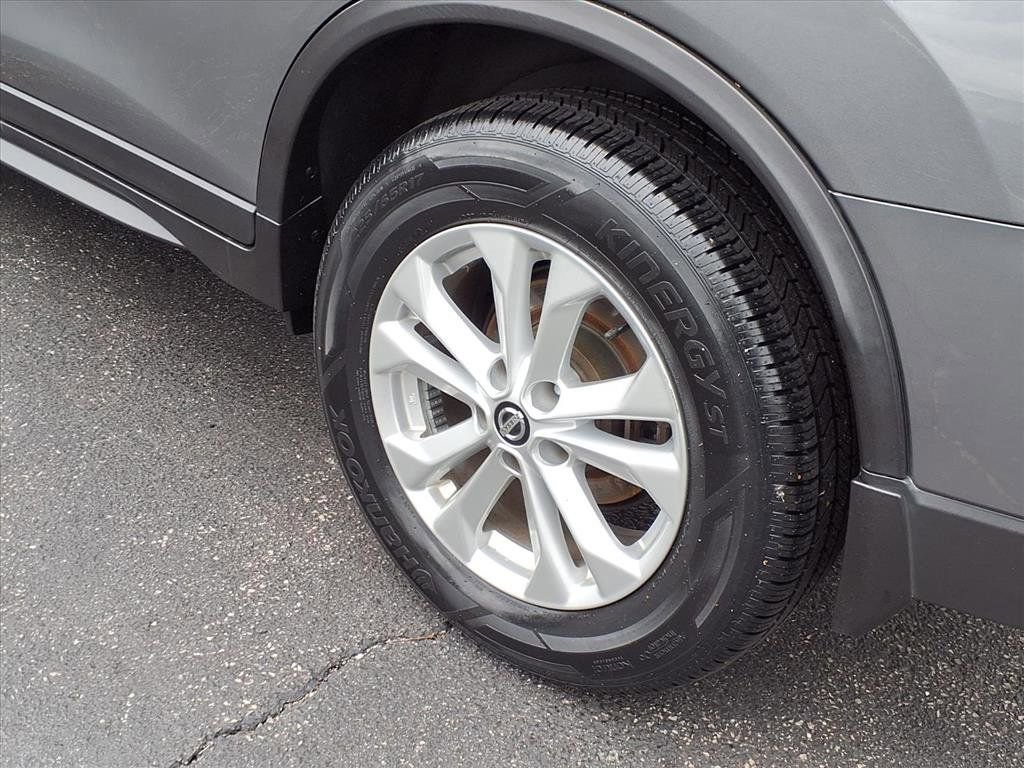 Used 2018 Nissan Rogue S w/ S Value Package image 26