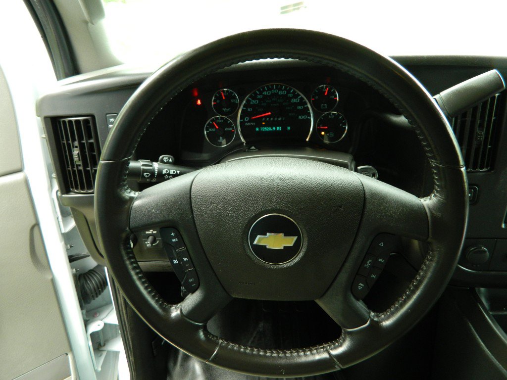 Used 2022 Chevrolet Express 2500 w/ Driver Convenience Package RWD image 19