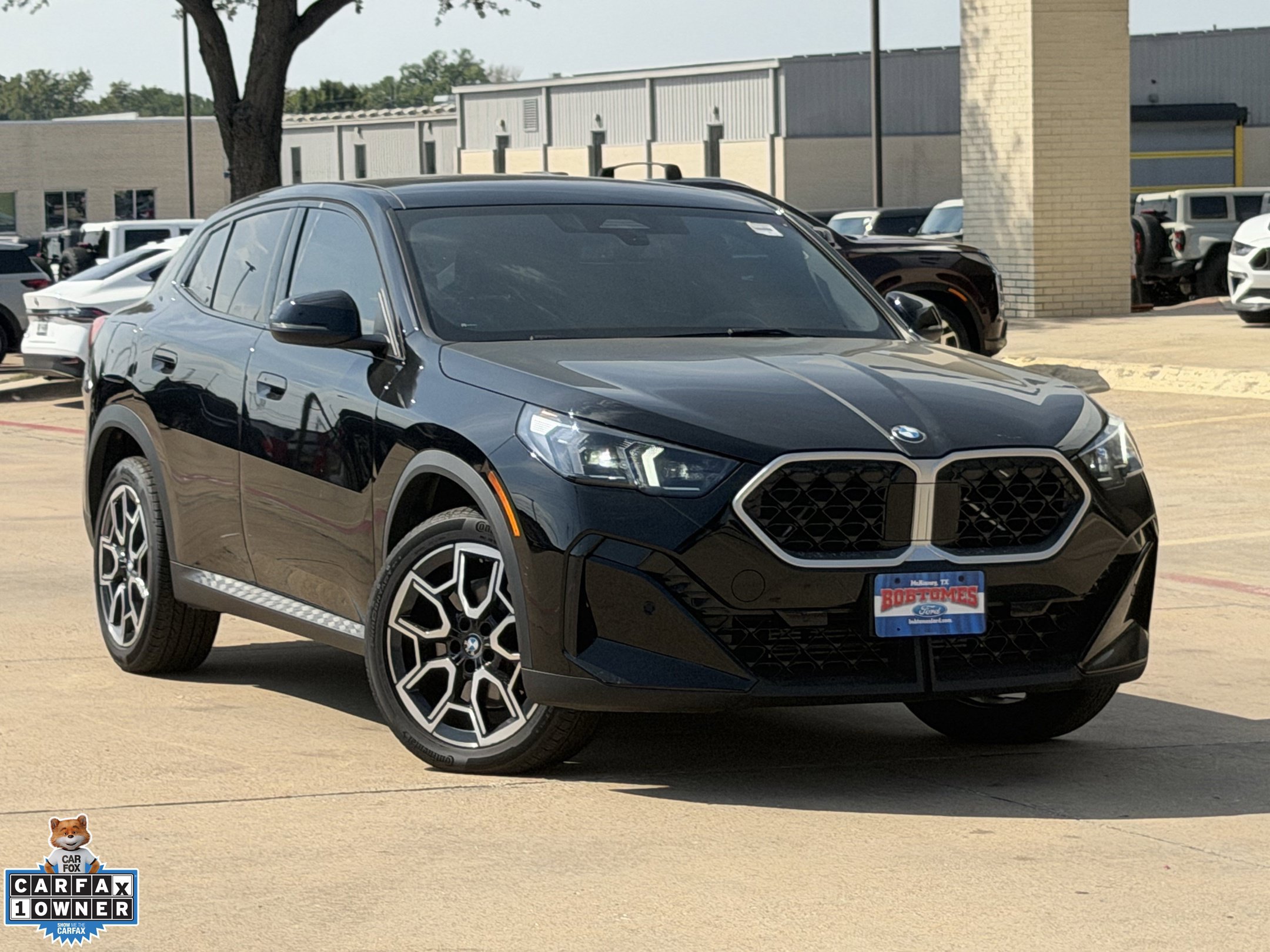 Used 2026 BMW X2 xDrive28i AWD/4WD image 2