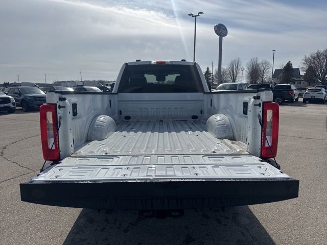 Used 2023 Ford F250 XLT image 12