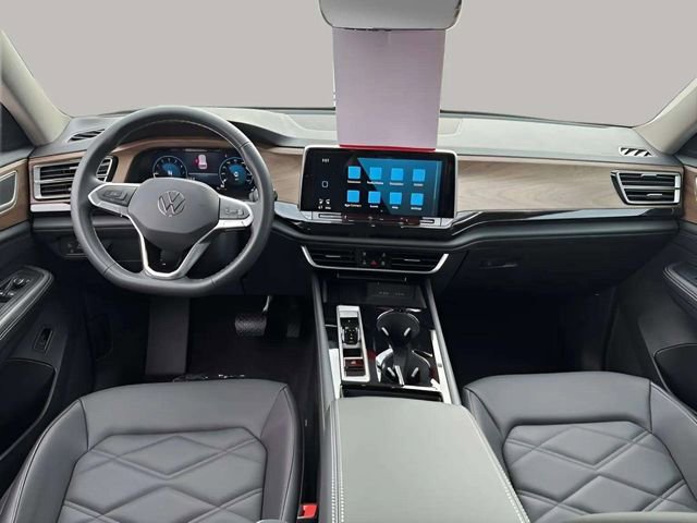 New 2026 Volkswagen Atlas SE image 4