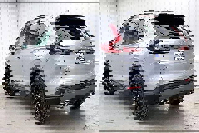 Certified 2025 Honda CR-V Sport image 11
