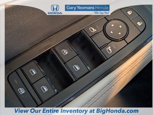 Used 2021 Nissan Rogue SV image 22