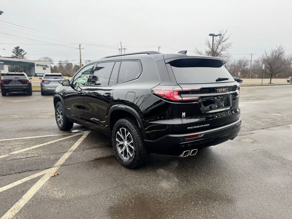 Certified 2024 GMC Acadia AT4 AWD/4WD image 4