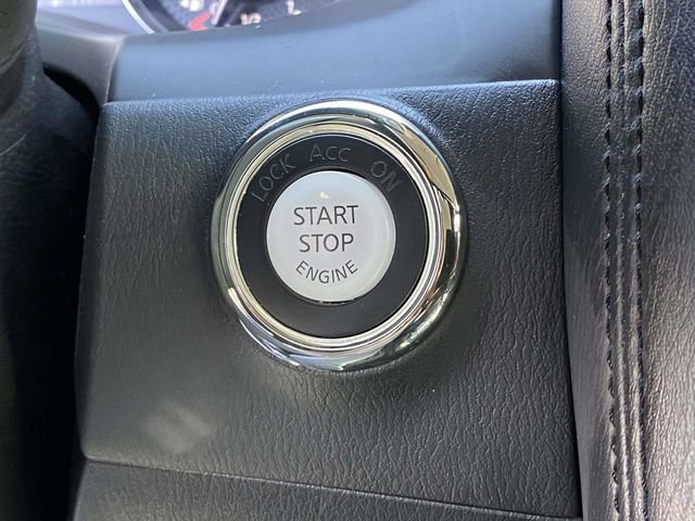 Used 2021 Nissan Armada SL w/ Captain's Chairs Package image 32