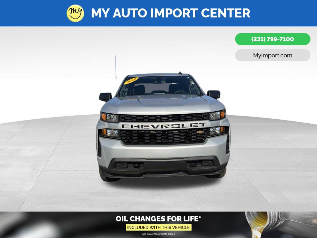 Used 2020 Chevrolet Silverado 1500 Custom w/ Custom Value Package AWD/4WD image 2