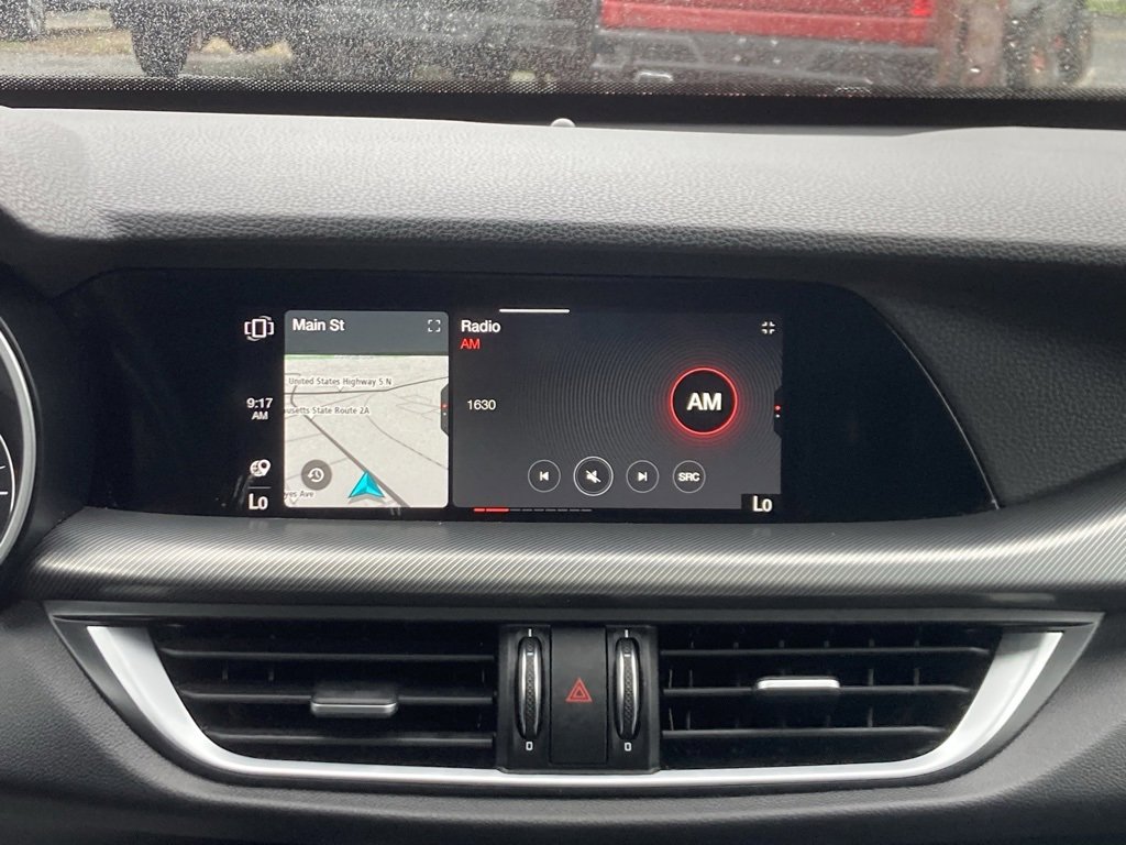 Used 2022 Alfa Romeo Stelvio Veloce image 17