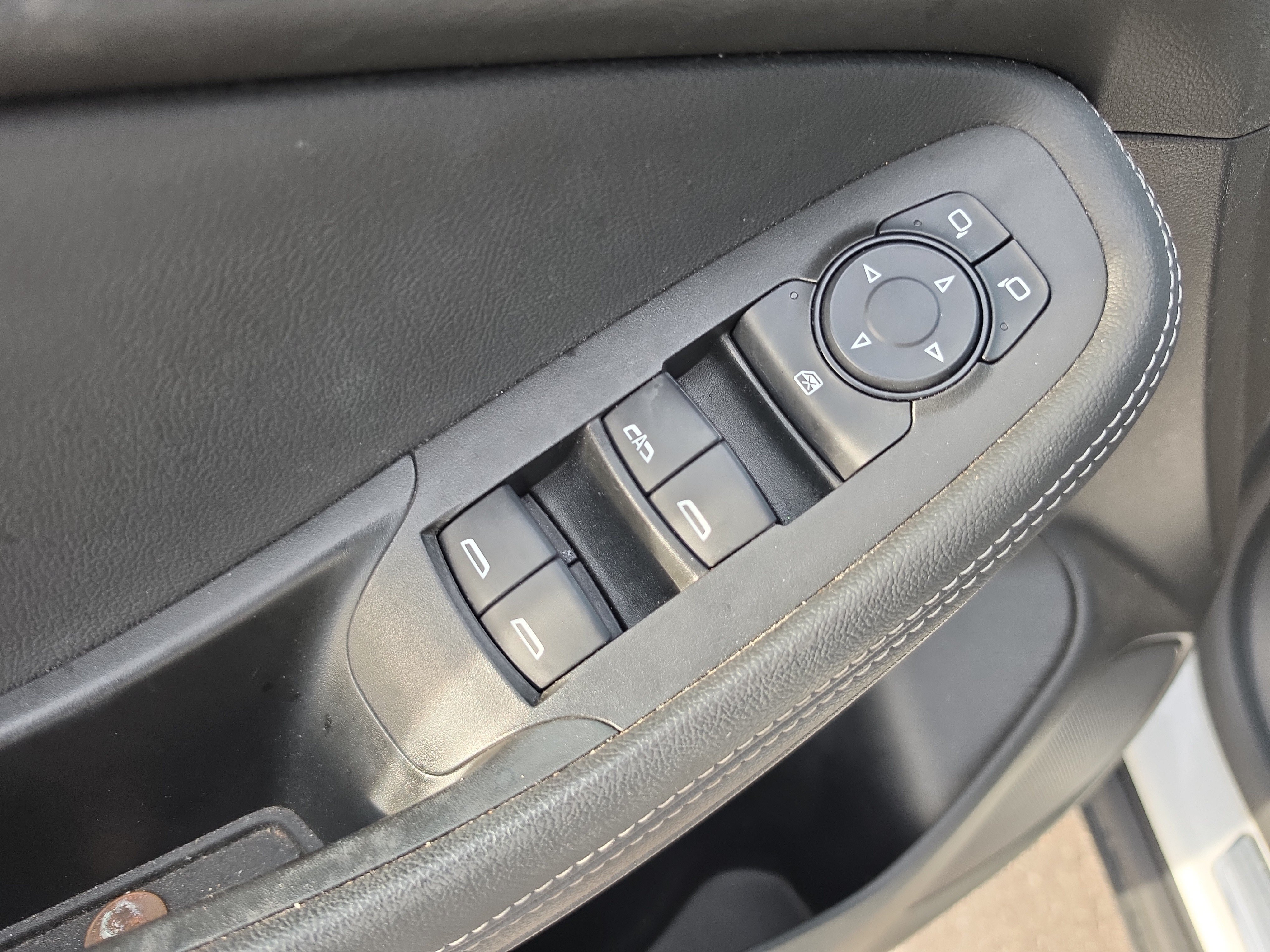 Used 2021 Buick Encore GX Preferred FWD image 21