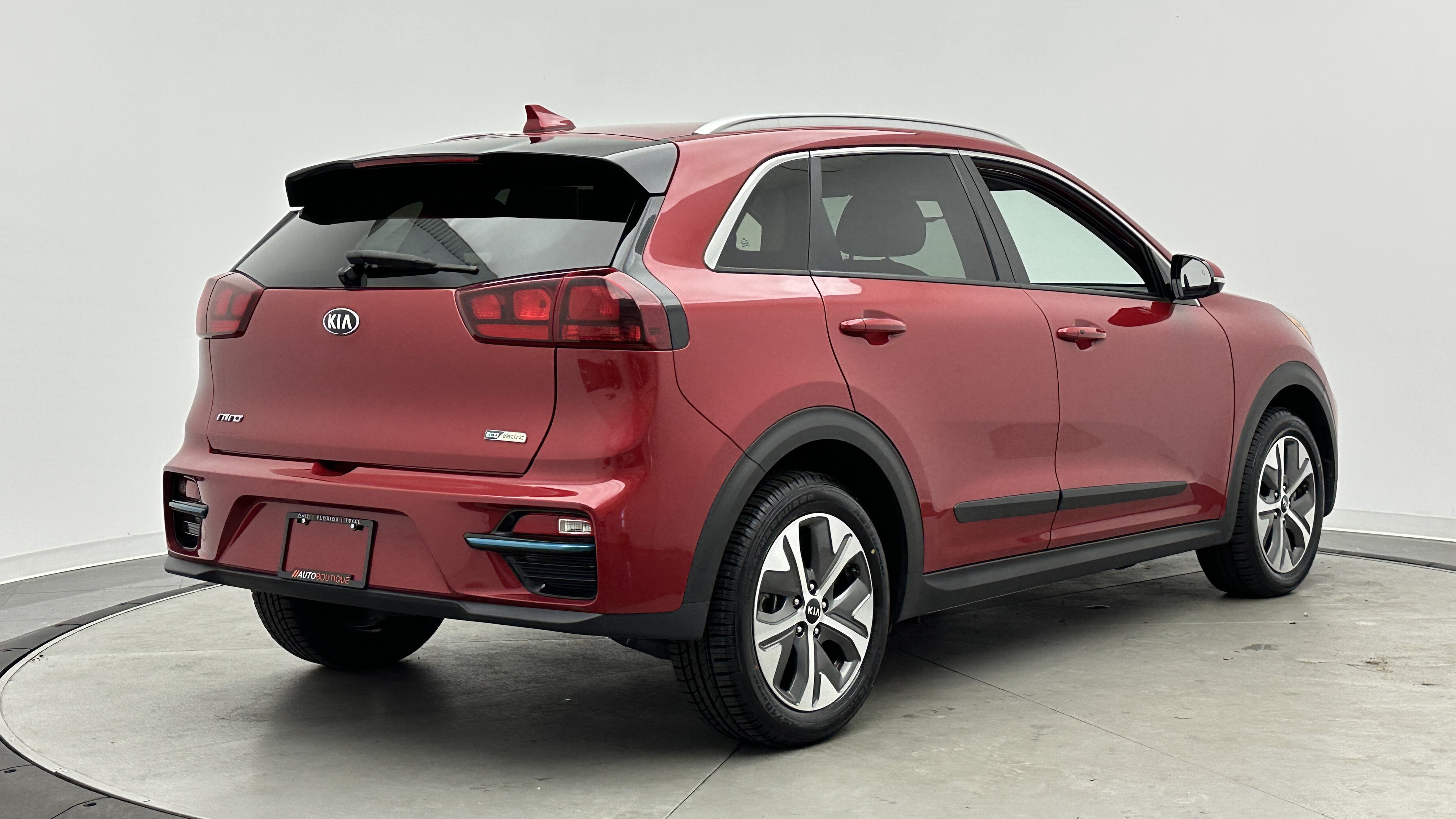 Used 2020 Kia Niro EX w/ Cold Weather Package FWD image 7