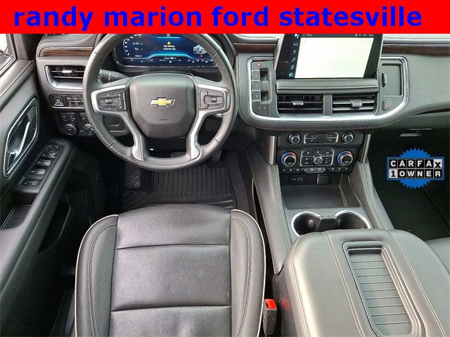 Used 2024 Chevrolet Suburban Premier image 11