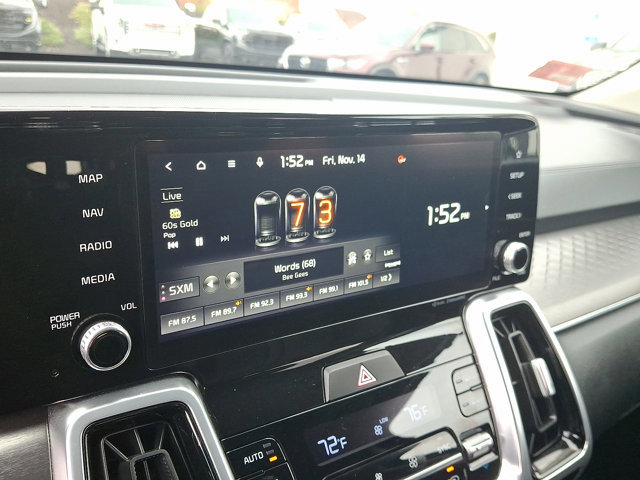 Used 2022 Kia Sorento SX w/ Panoramic Sunroof Package image 17