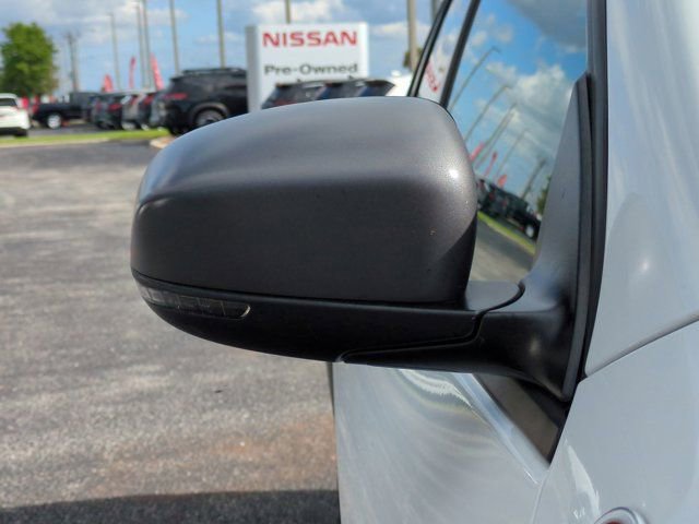 Used 2021 Jeep Cherokee Trailhawk w/ Comfort/Convenience Group AWD/4WD image 13
